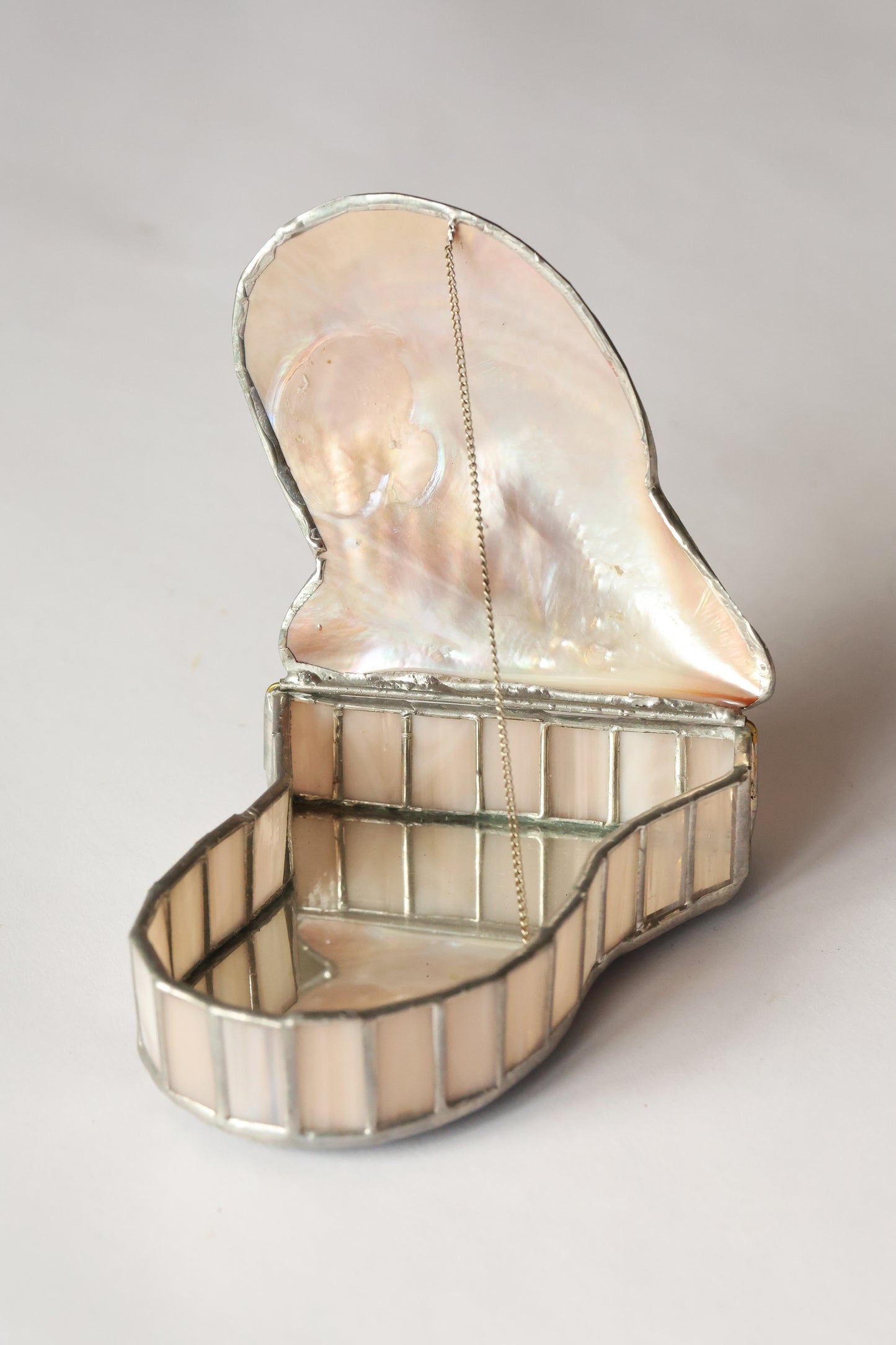 1987 MOP Shell Glass Box