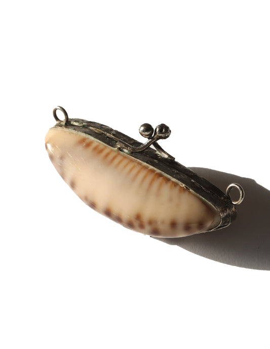 Cowry Teeth Shell Pill Box Pendant
