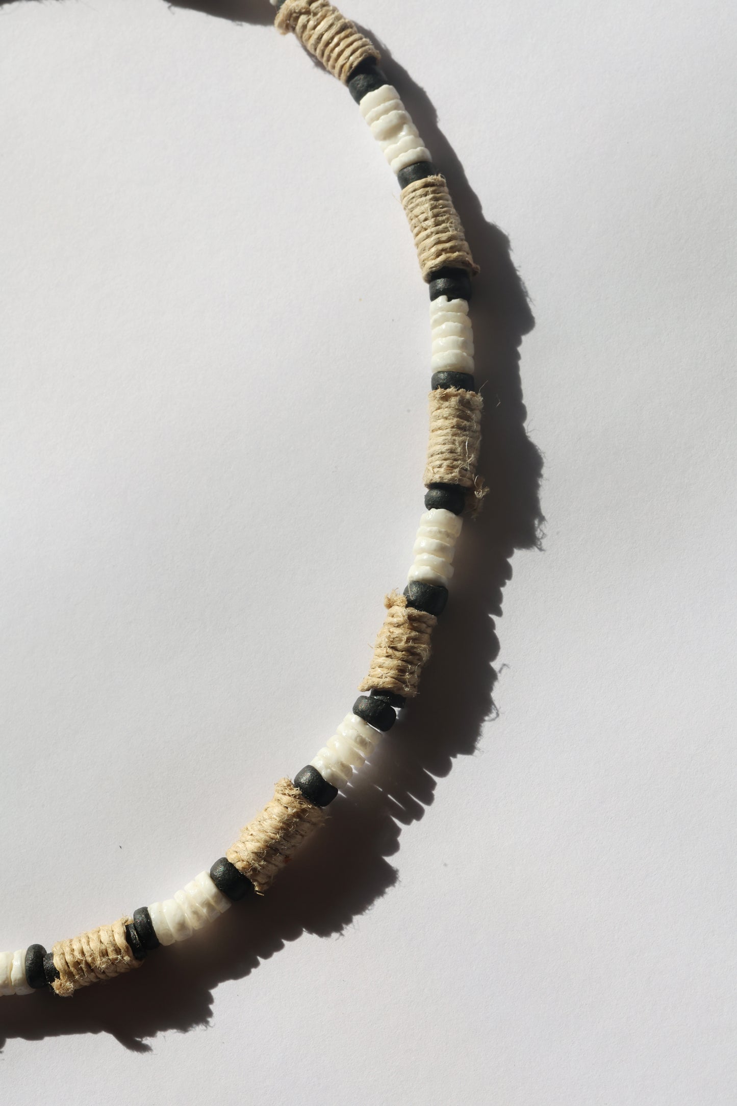 Vintage Y2K Puka Shell Necklace
